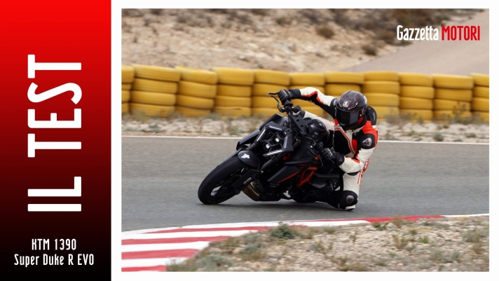 ktm1390-super-duke-r-evo210224